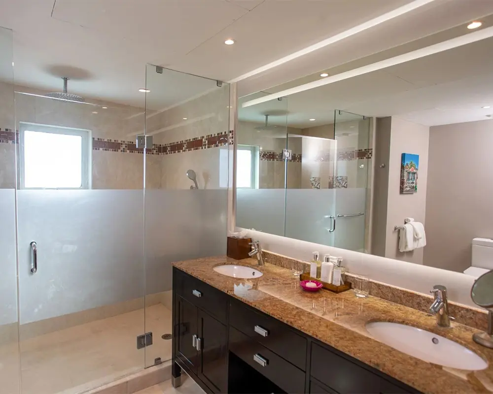 5 Luxury One Bedroom Oceanfront 5