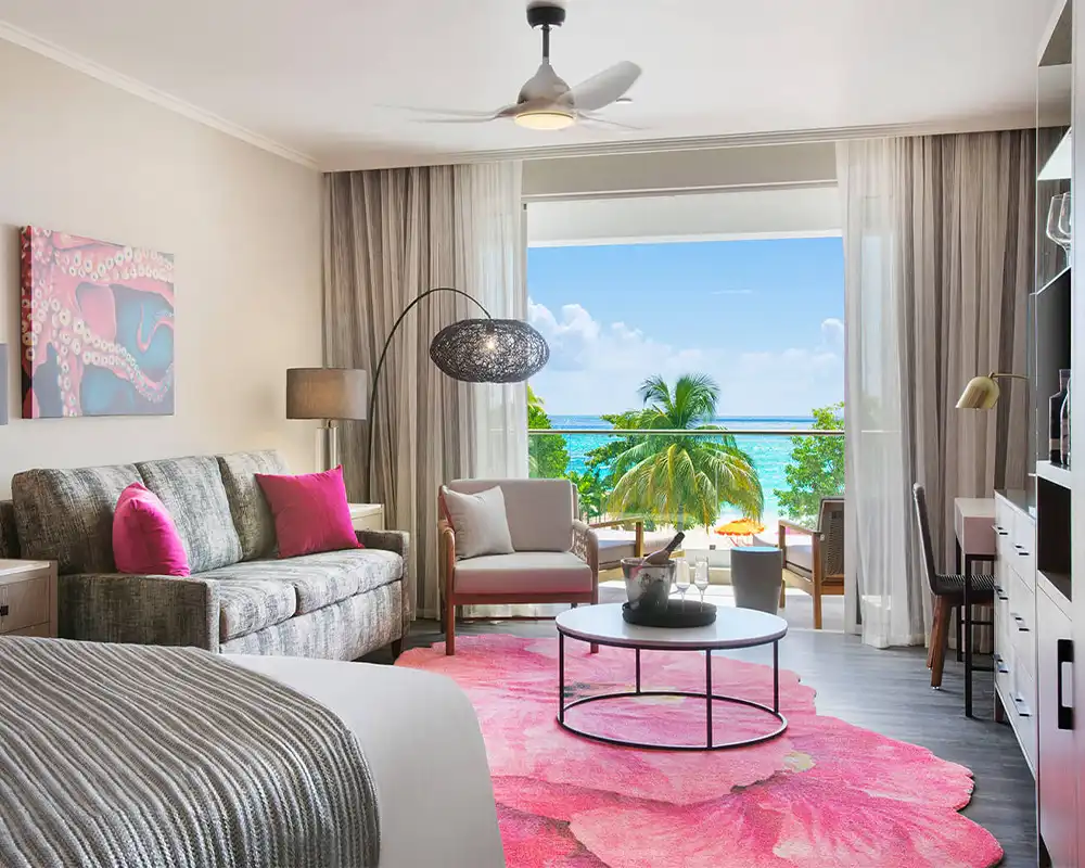 O2 Luxury Oceanfront Junior Suite 5