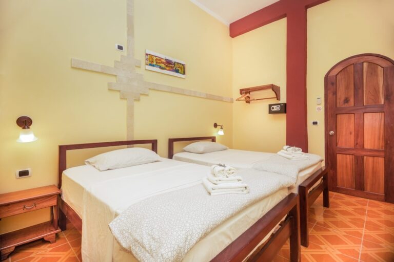 0. letty cuba rooms2 beds